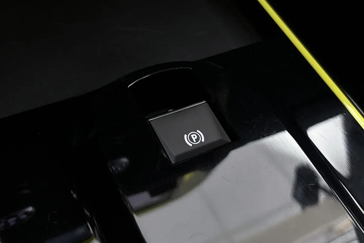 1.2 Hybrid ICON Automaat Apple CarPlay Airco
