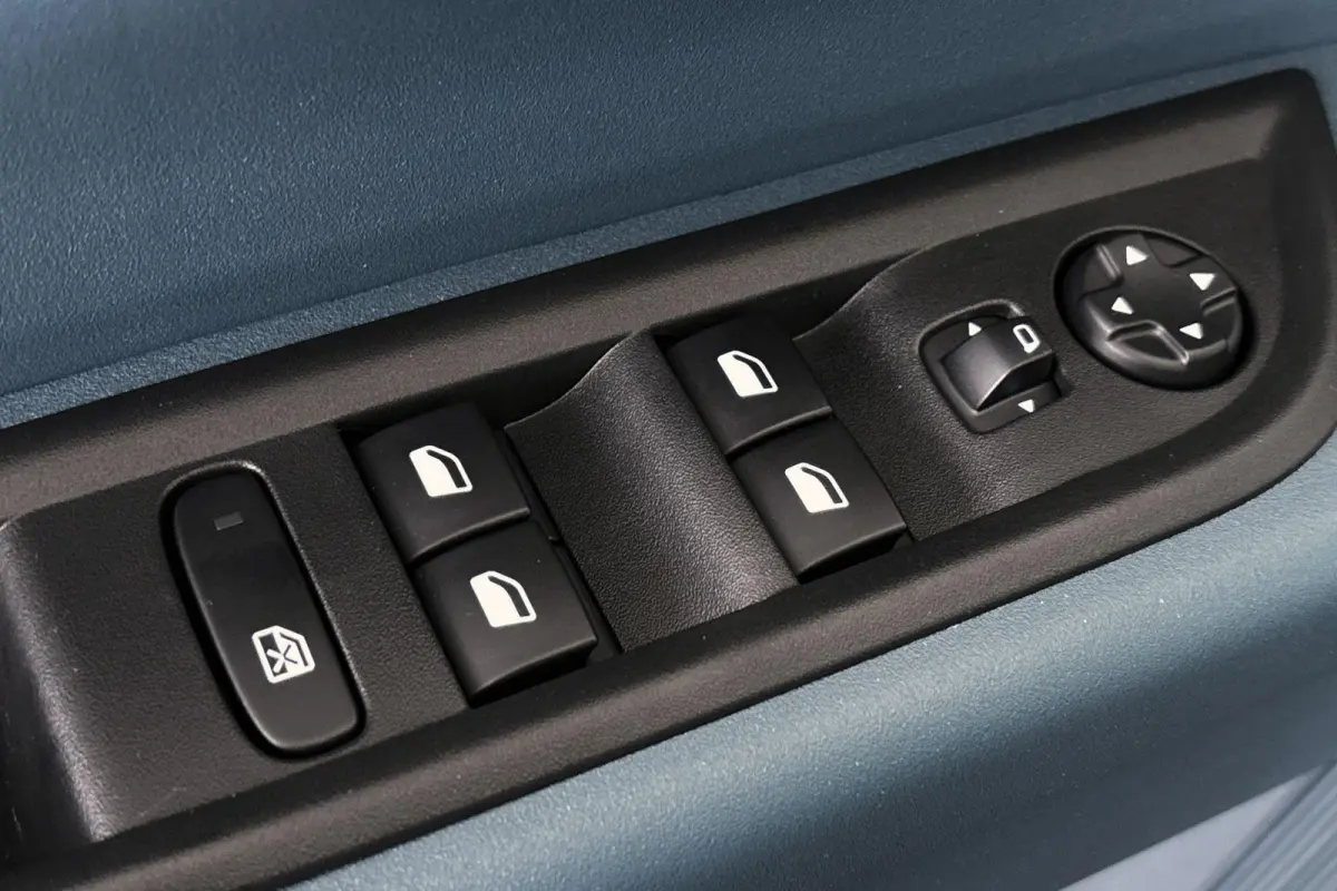 1.2 Hybrid ICON Automaat Apple CarPlay Airco