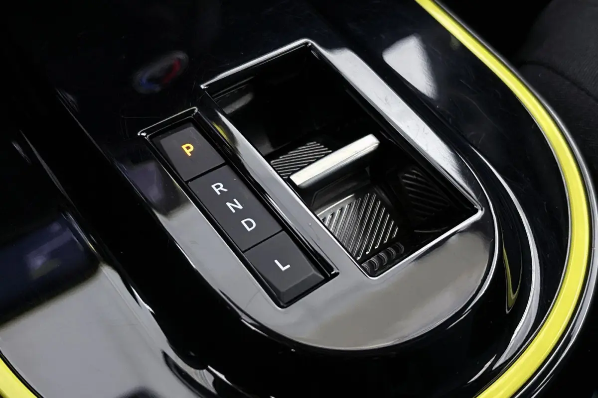 1.2 Hybrid ICON Automaat Apple CarPlay Airco