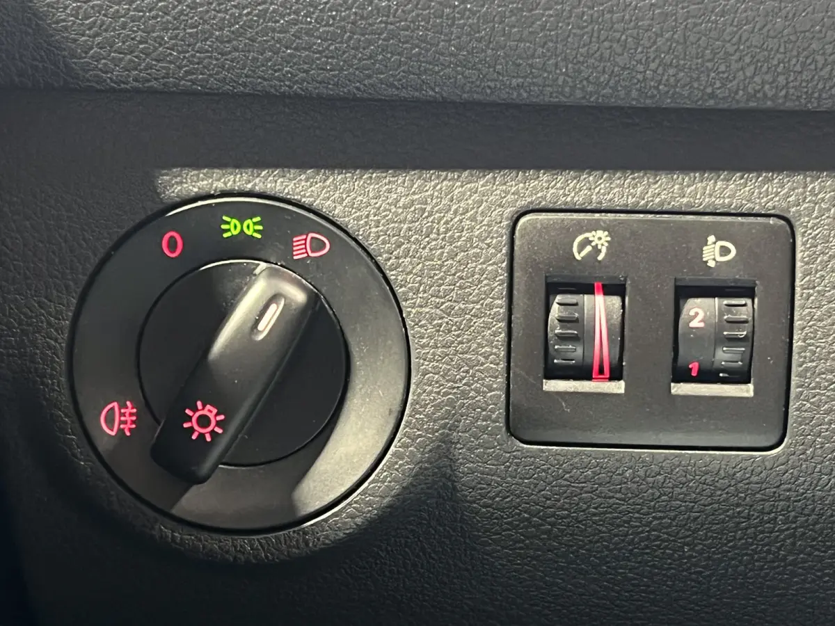 2.0 TDI L1H1 BMT Economy Business | Cruise Control |Airco | Leer | LMV 18'' |