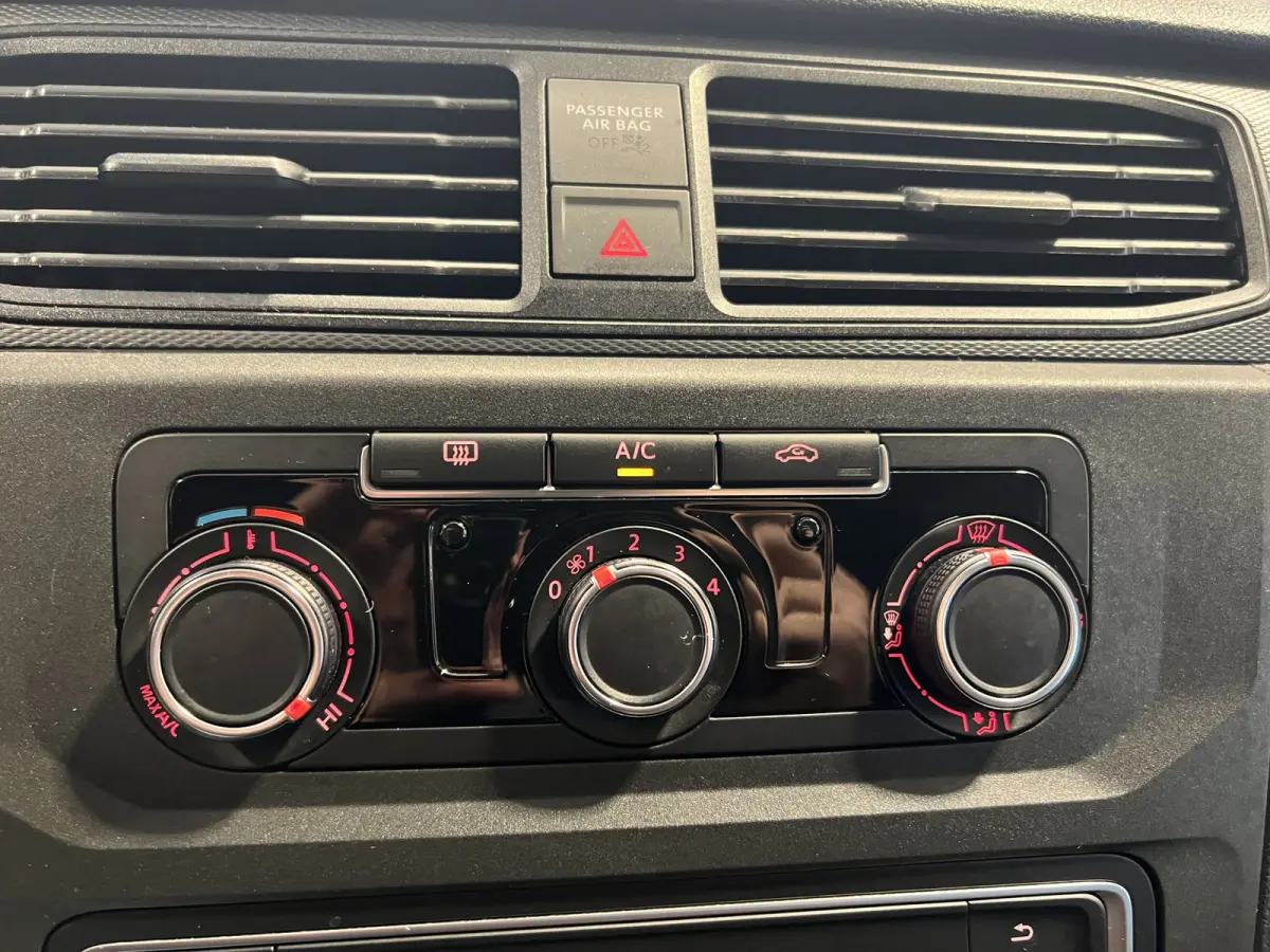 2.0 TDI L1H1 BMT Economy Business | Cruise Control |Airco | Leer | LMV 18'' |