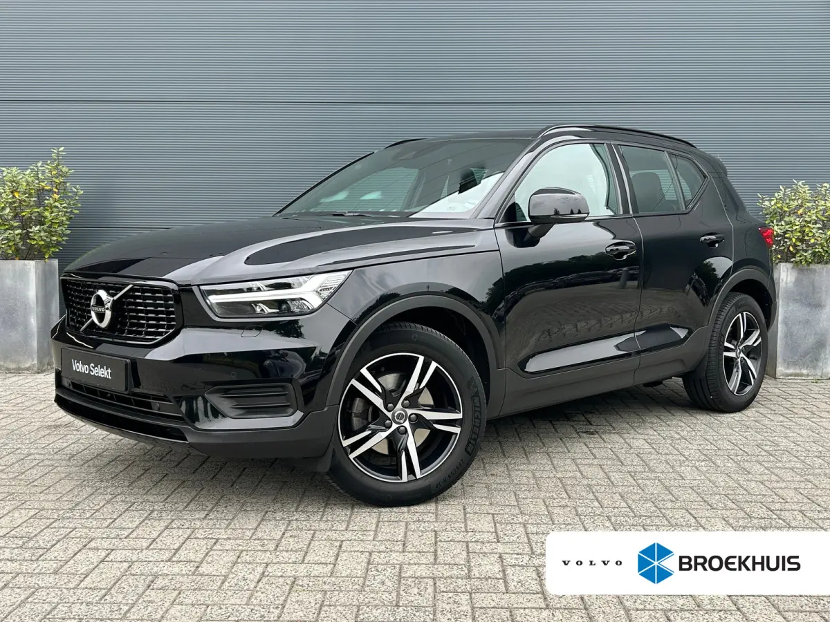 2.0 B4 R-Design | Pilot Assist | Trekhaak | Camera | Keyless |