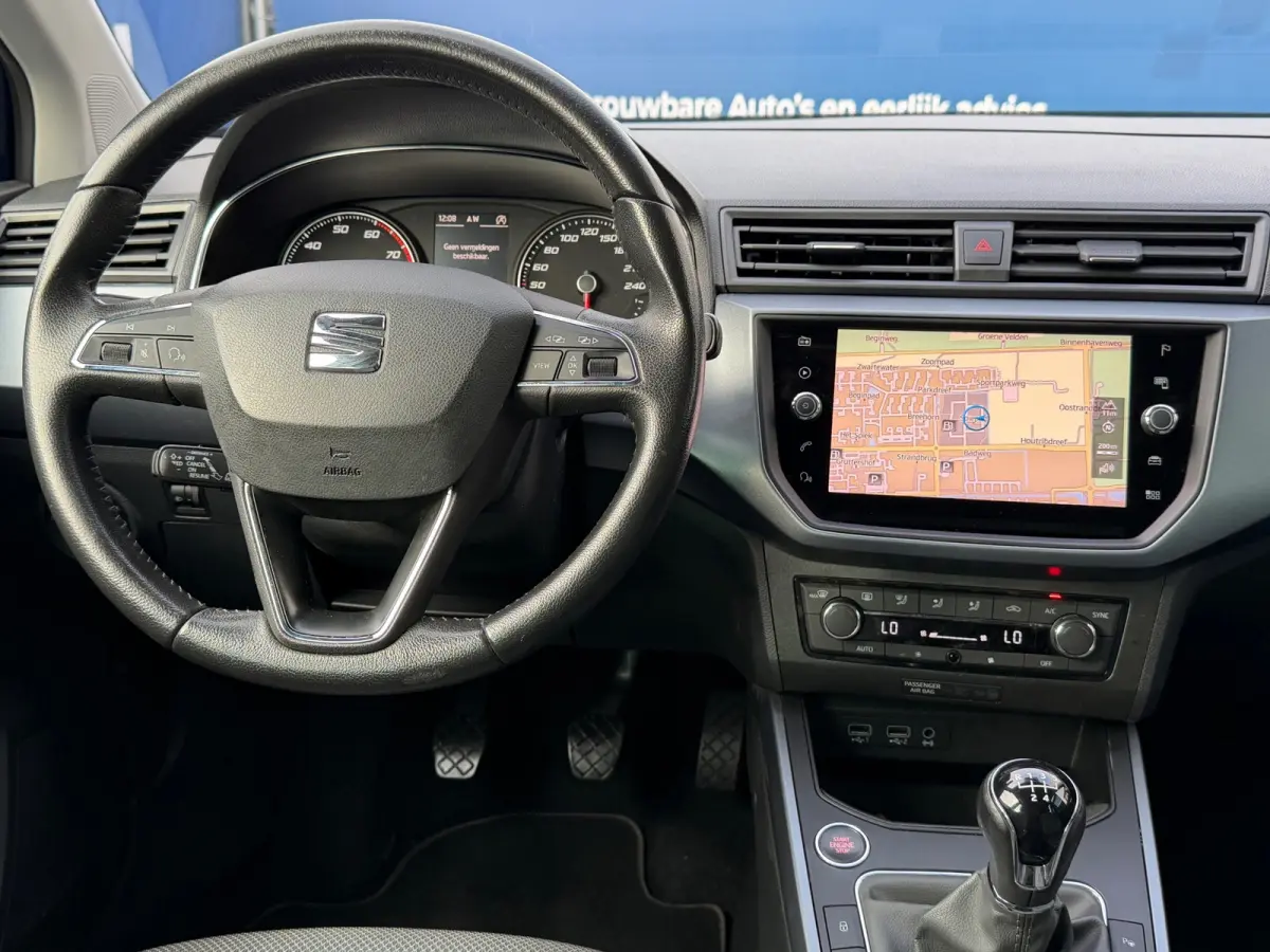 1.0 TSI Style Business|1e Eigenaar|Trekhaak|AppleCarPlay|Camera|Navi|Climate|Cruise|PDC V+A|N.A.P|Apk tot 07-05-2026|