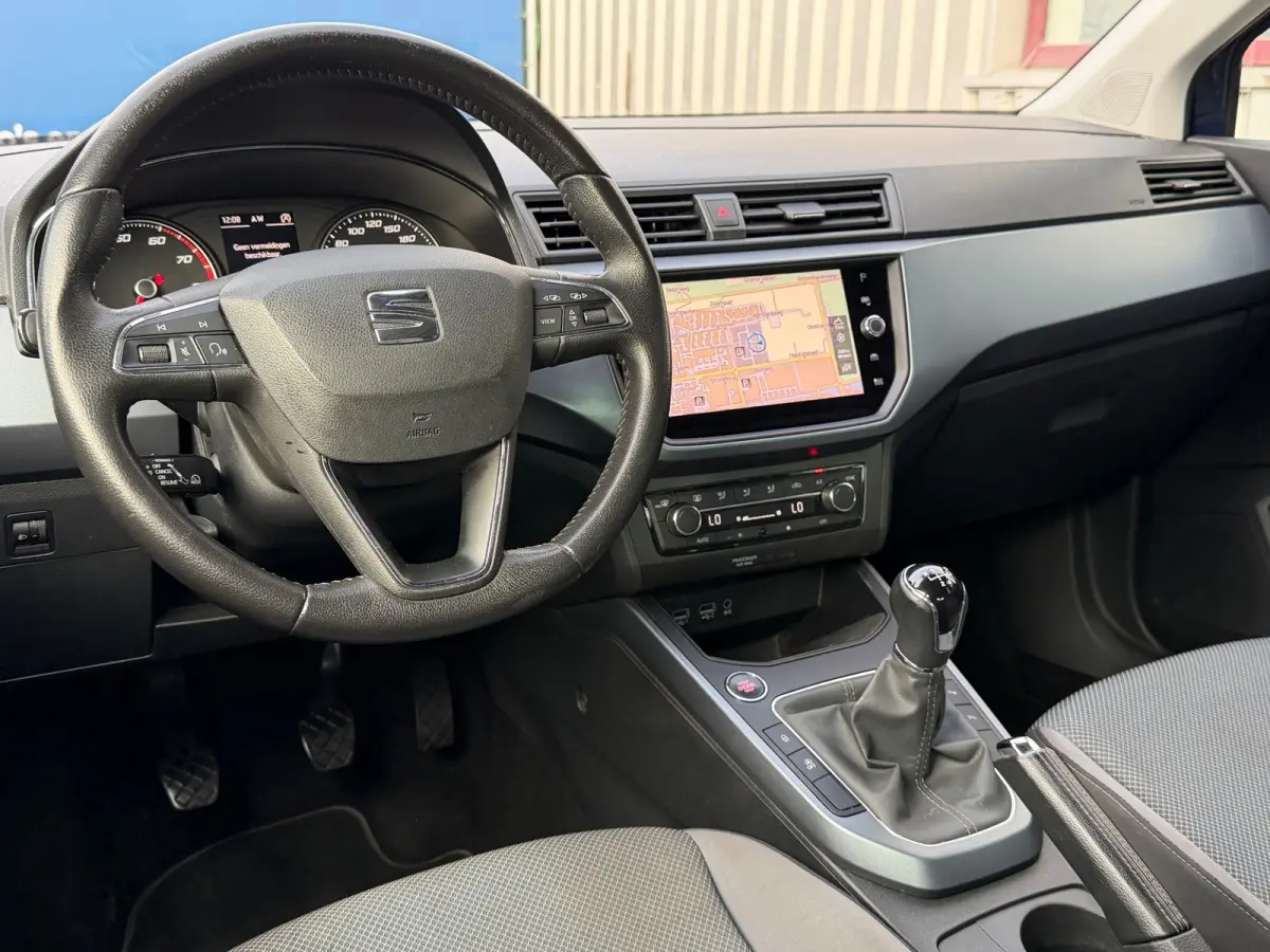 1.0 TSI Style Business|1e Eigenaar|Trekhaak|AppleCarPlay|Camera|Navi|Climate|Cruise|PDC V+A|N.A.P|Apk tot 07-05-2026|