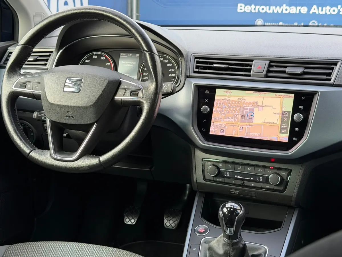 1.0 TSI Style Business|1e Eigenaar|Trekhaak|AppleCarPlay|Camera|Navi|Climate|Cruise|PDC V+A|N.A.P|Apk tot 07-05-2026|