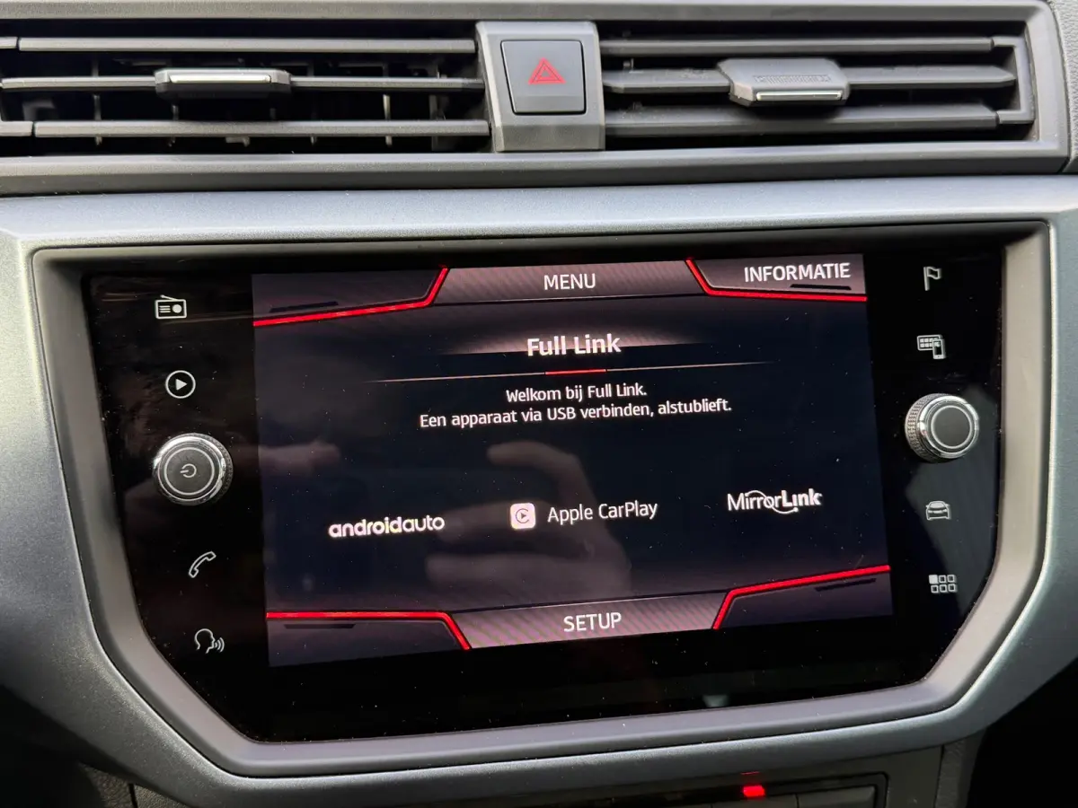 1.0 TSI Style Business|1e Eigenaar|Trekhaak|AppleCarPlay|Camera|Navi|Climate|Cruise|PDC V+A|N.A.P|Apk tot 07-05-2026|
