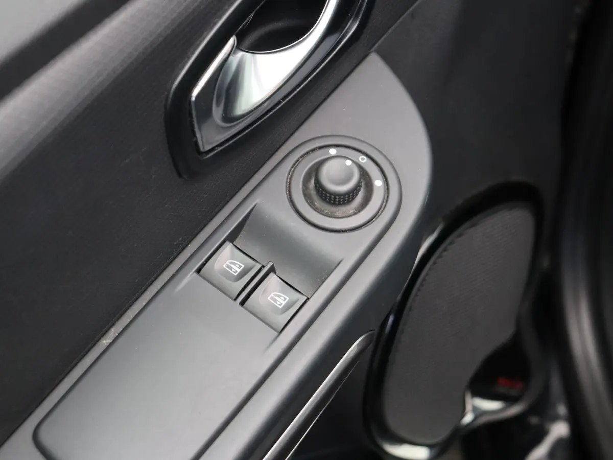 0.9 TCe Limited | Trekhaak | Cruise Control | Airco |