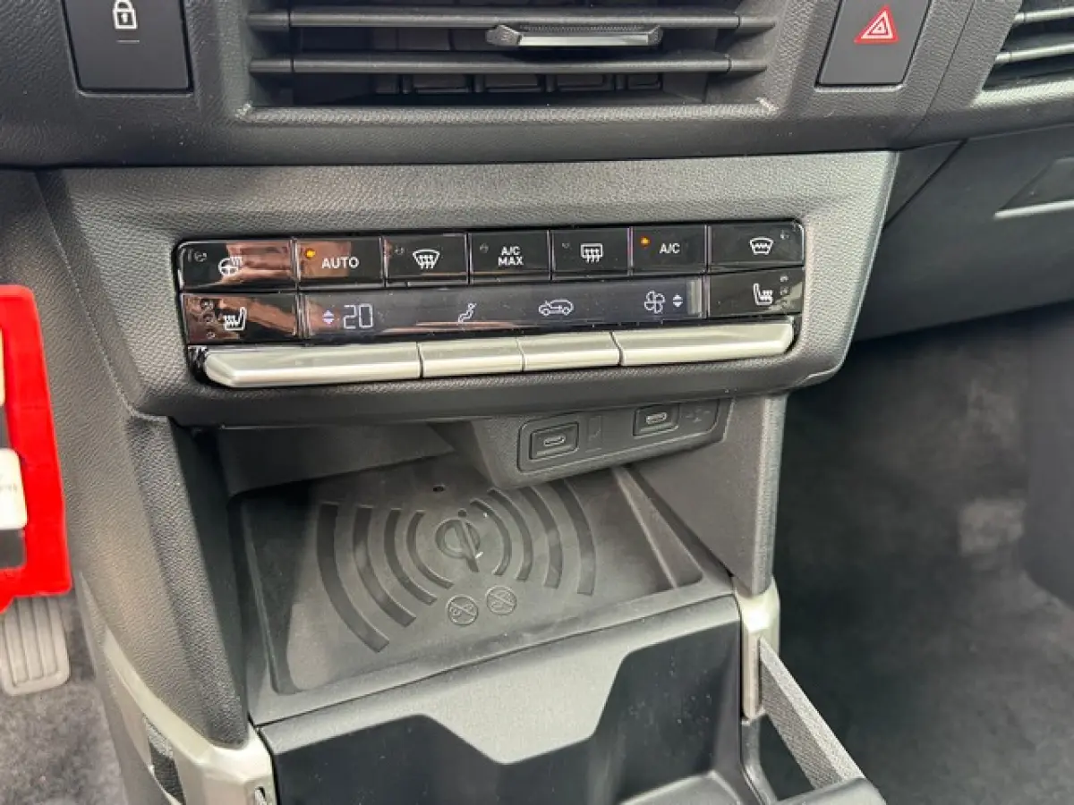 1.2 Turbo Hybrid GS (7P) met Navi/Camera, AGR-stoelen, Nieuwe auto!