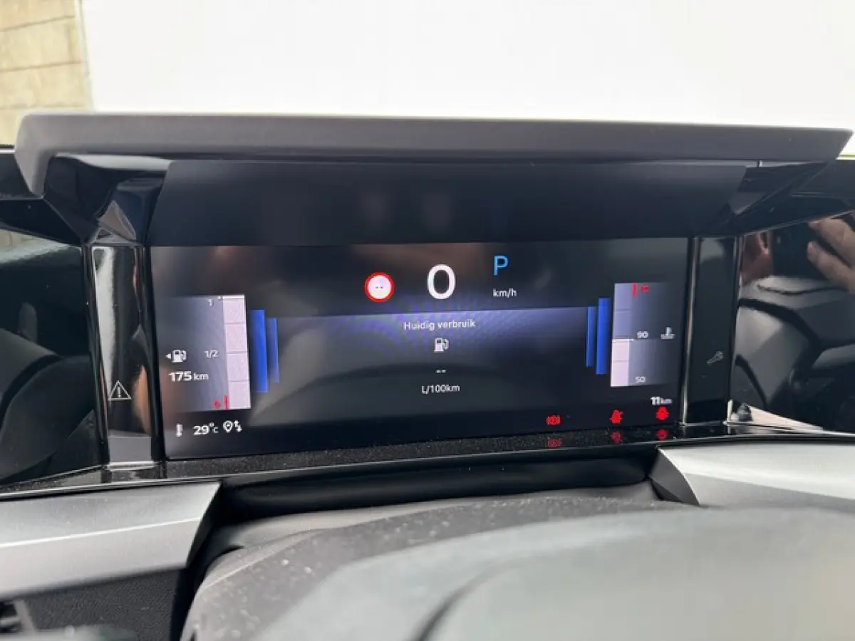 1.2 Turbo Hybrid GS (7P) met Navi/Camera, AGR-stoelen, Nieuwe auto!
