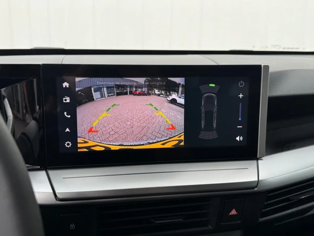 1.2 Turbo Hybrid GS (7P) met Navi/Camera, AGR-stoelen, Nieuwe auto!