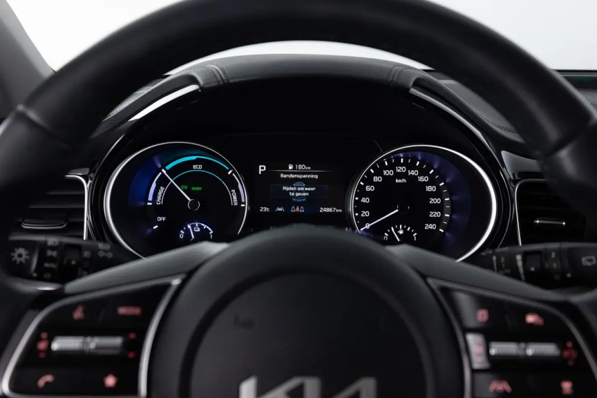 1.6 GDi PHEV DynamicLine | CARPLAY | Full LED | CAMERA !