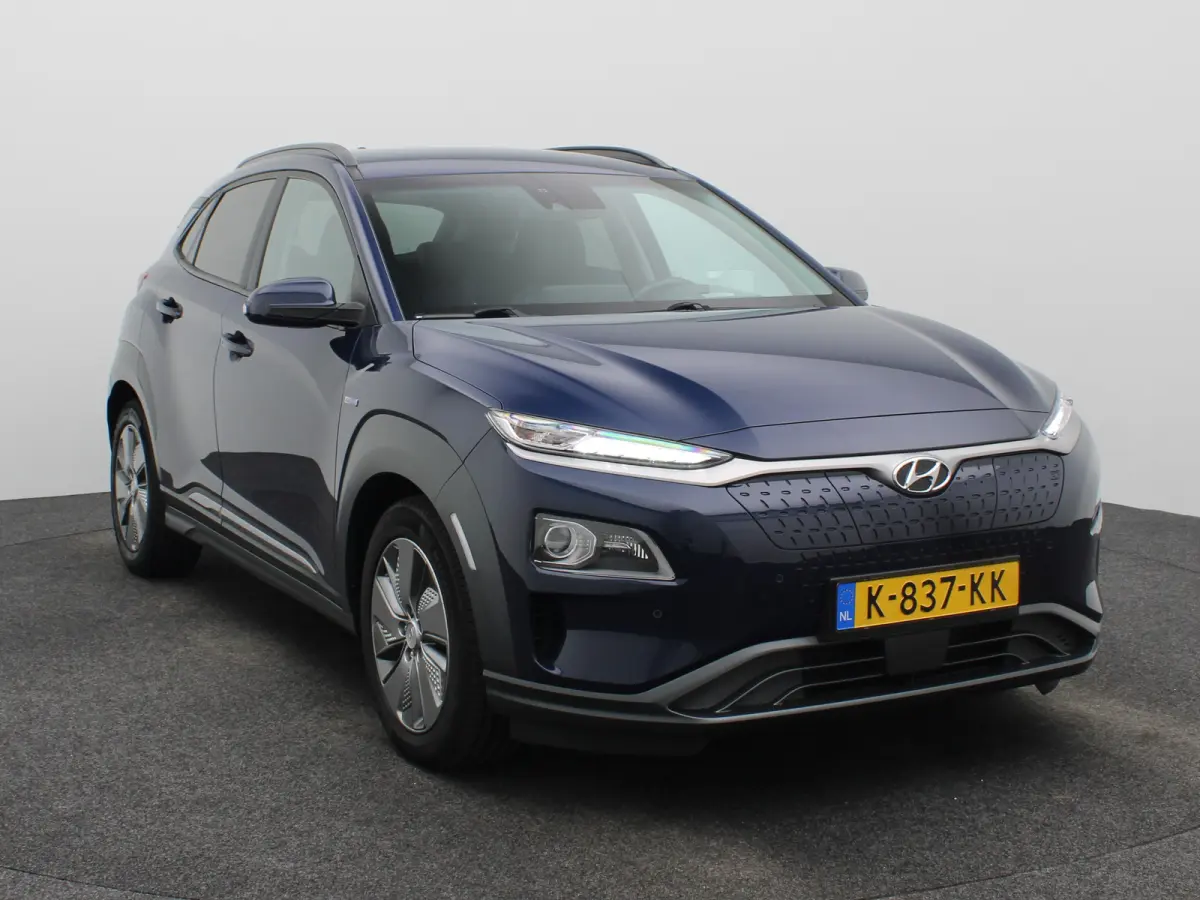 EV Limited 64 kWh | Achterbank verwarmd | Achteruitrijcamera | Airco (automatisch)