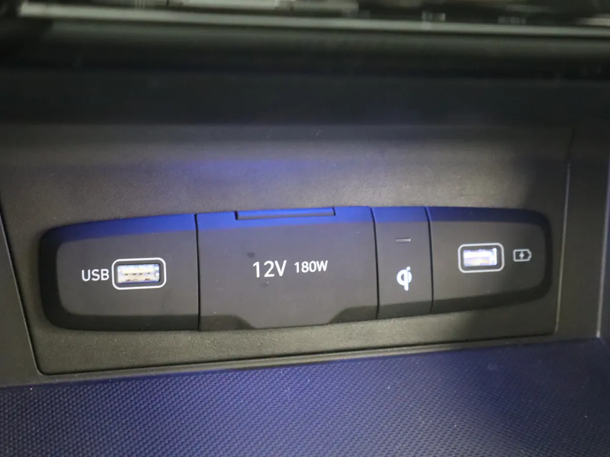 1.6 T-GDI HEV Comfort | Achteruitrijcamera | Airco (automatisch) | Apple Carplay/Android Auto|telefoonintegratie premium