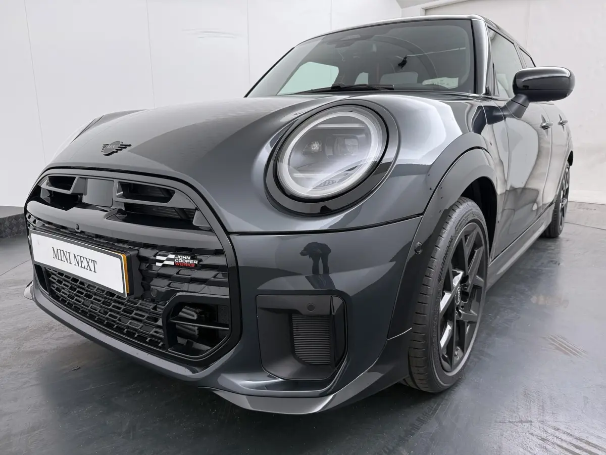 Cooper C John Cooper Works | Pakket L | Glazen Panoramadak | Harman Kardon | Stoel- Stuurverwarming