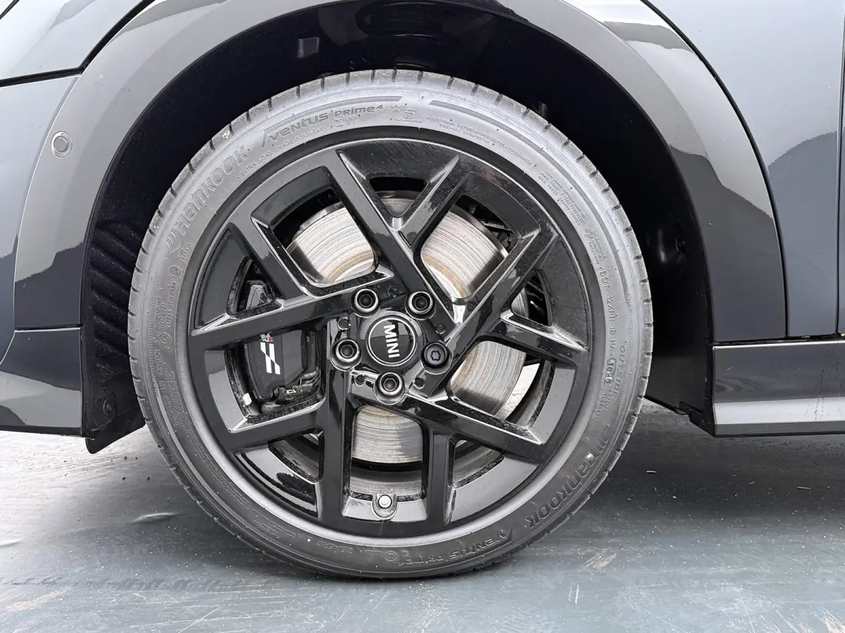 Cooper C John Cooper Works | Pakket L | Glazen Panoramadak | Harman Kardon | Stoel- Stuurverwarming