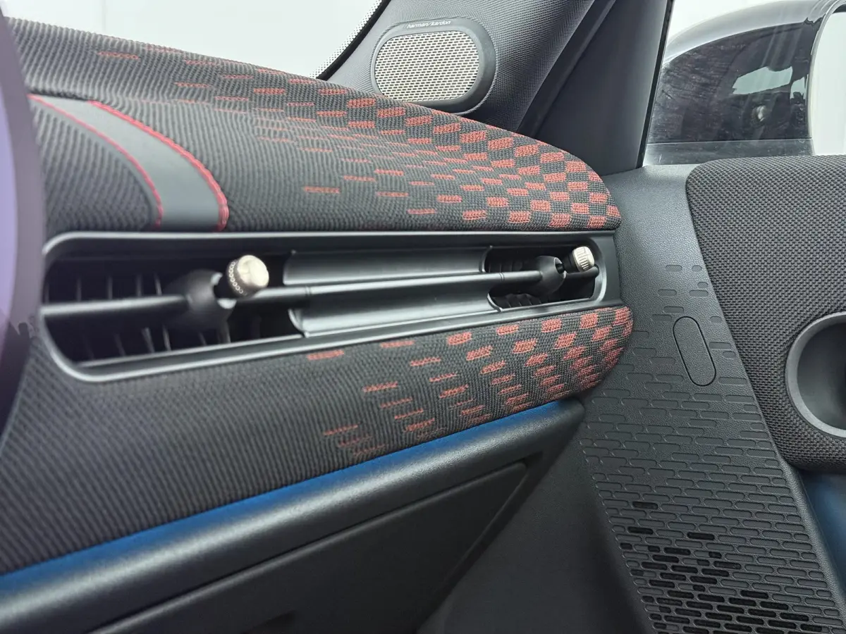 Cooper C John Cooper Works | Pakket L | Glazen Panoramadak | Harman Kardon | Stoel- Stuurverwarming