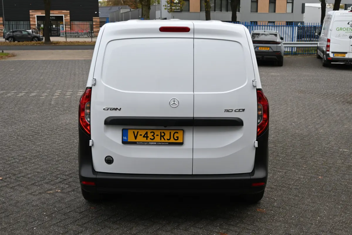 110 CDI L1 Pro 2 Schuifdeuren, Apple Carplay / Android Auto