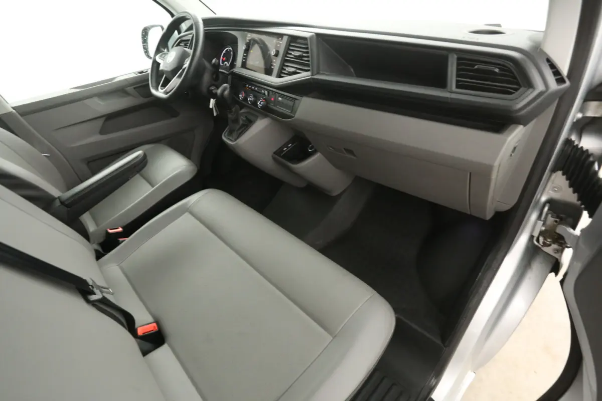 2.0 TDI L2H1 150PK | Automaat | Airco | Camera | Cruise | 3 Zits | Carplay | Navi