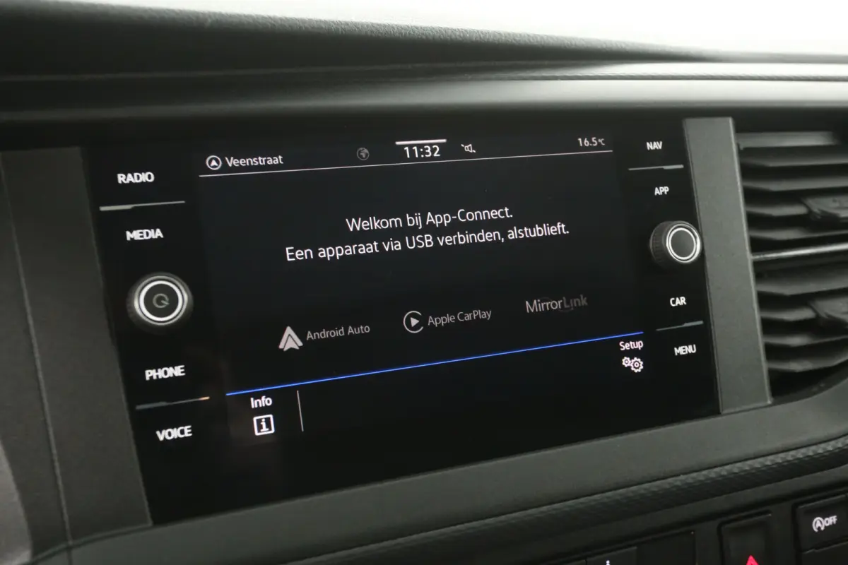 2.0 TDI L2H1 150PK | Automaat | Airco | Camera | Cruise | 3 Zits | Carplay | Navi