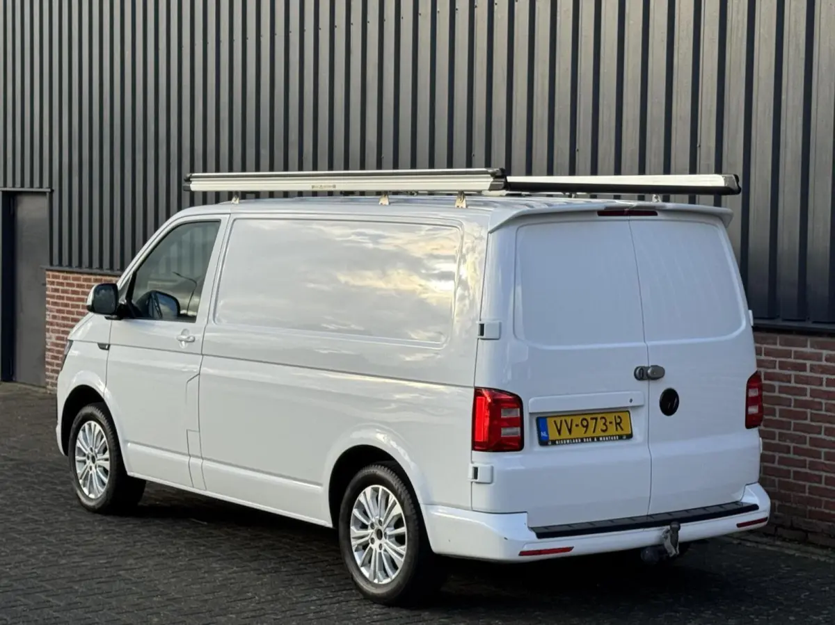 2.0 TDI Economy Trekhaak/Leer/Carplay/Radio/Imperiaal