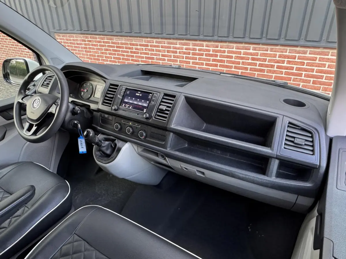 2.0 TDI Economy Trekhaak/Leer/Carplay/Radio/Imperiaal