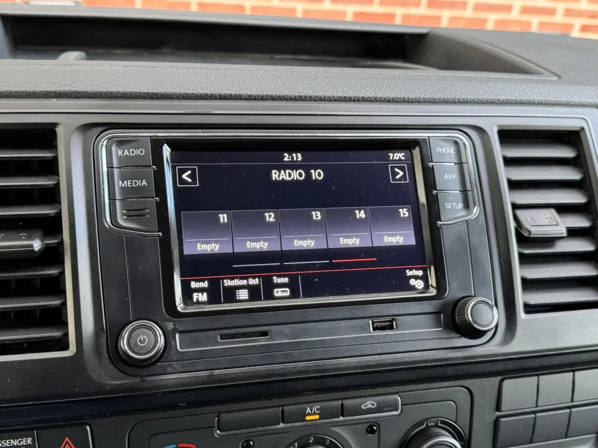 2.0 TDI Economy Trekhaak/Leer/Carplay/Radio/Imperiaal