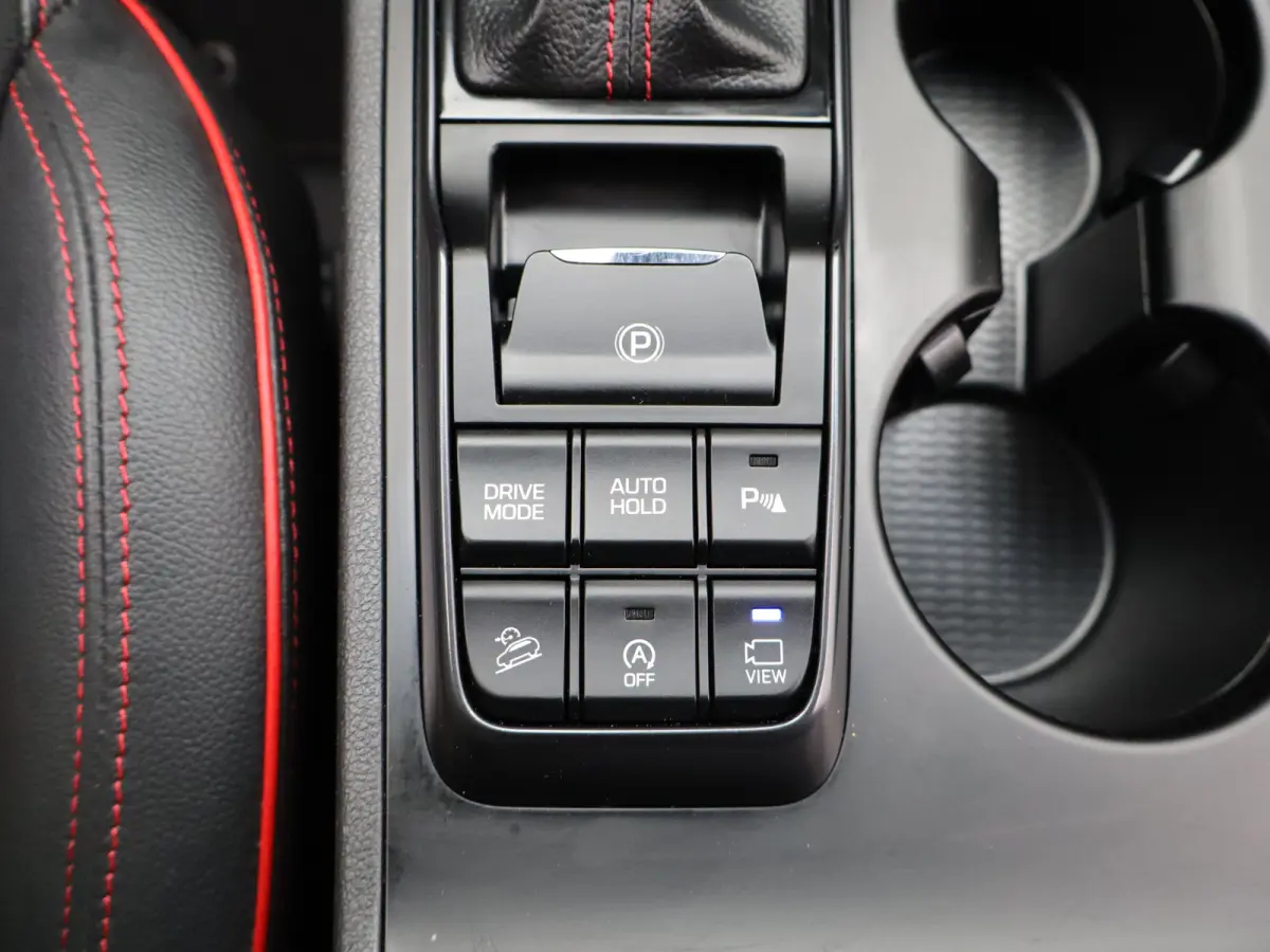 1.6 T-GDI N-Line | Centrale deurvergrendeling met afstandsbediening | Cruise control adaptief | DAB ontvanger