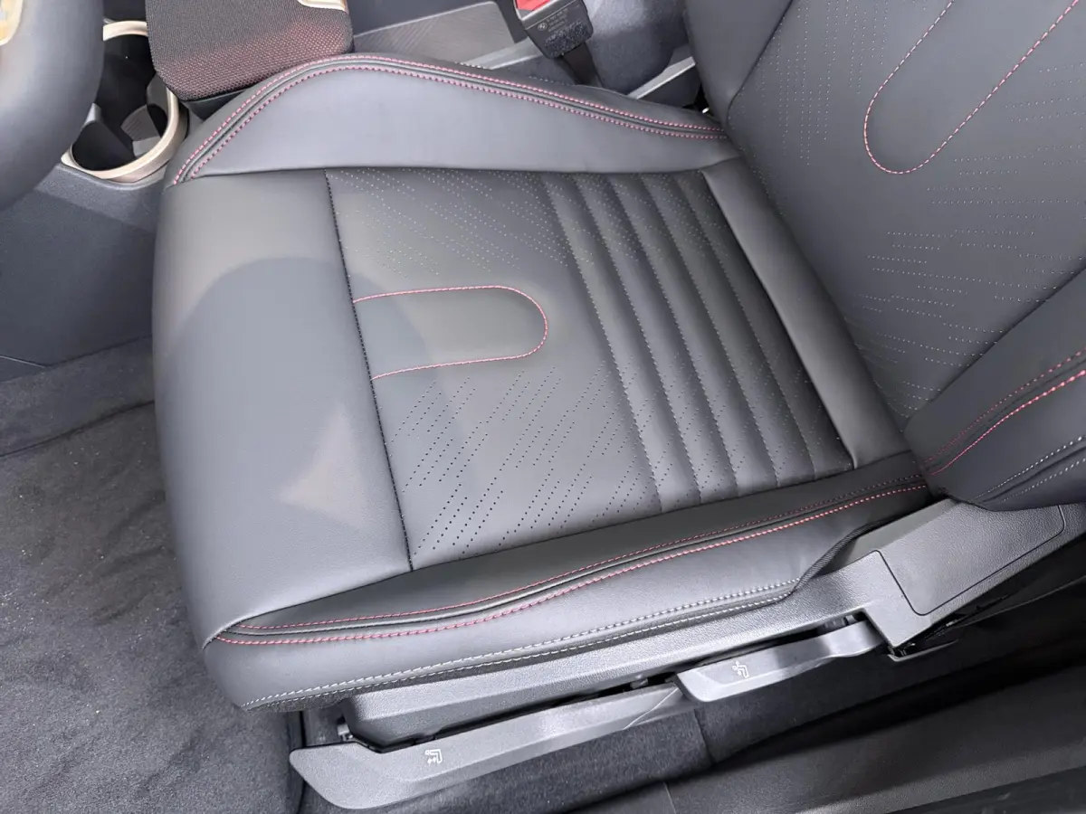 E John Cooper Works | Pakket M | Glazen Panoramadak | Harman Kardon | Achteruitrijcamera