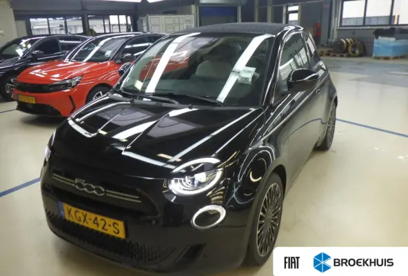 1.0 Hybrid La Prima tot 8 Jaar Garantie! | Achteruitrijcamera | Climate Control | Stoelverwarming | Dodehoekdetectie | !!