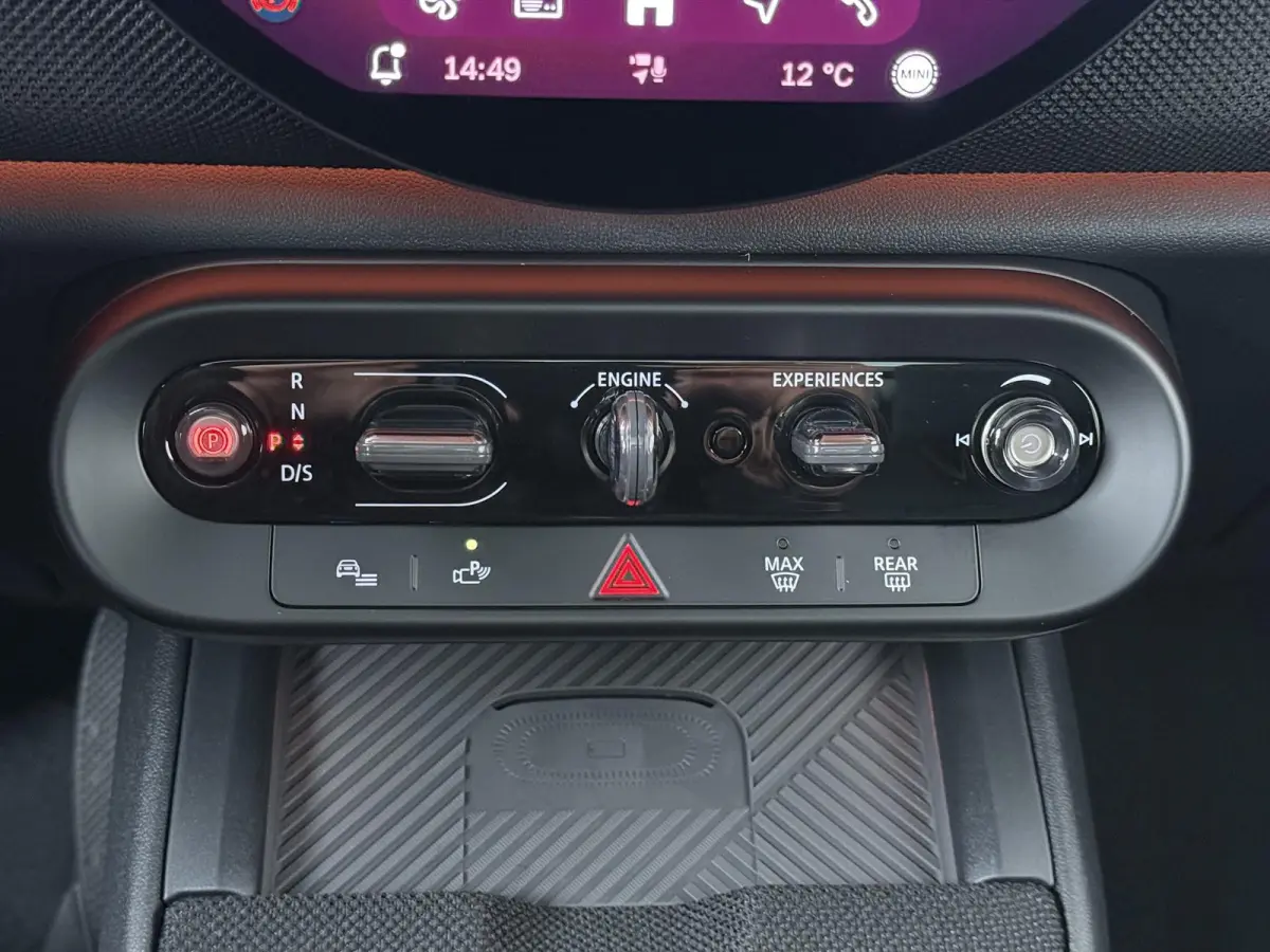 C John Cooper Works | Pakket XL | Elektrisch verstelbare stoelen | Adaptieve Cruise Control | Harman Kardon | Glazen Panoramadak