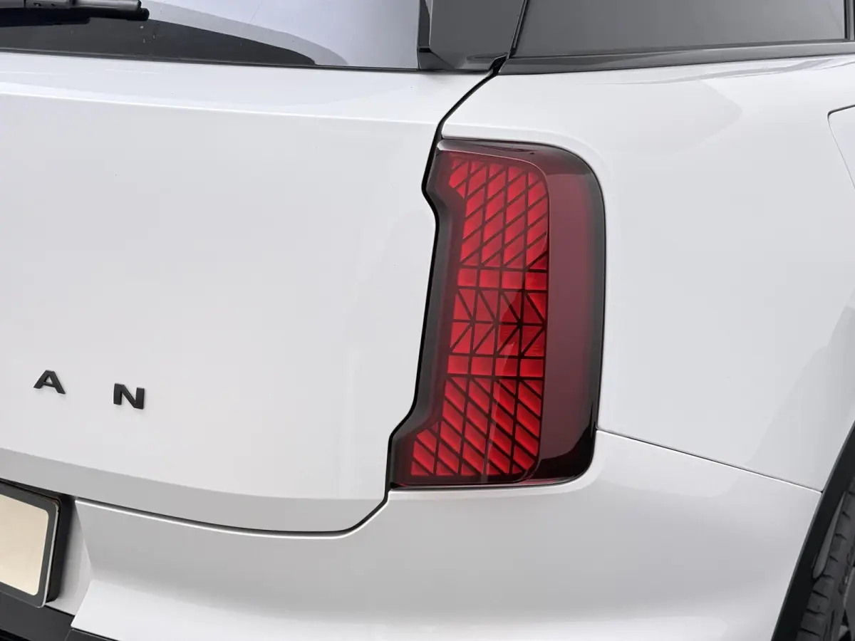 C John Cooper Works | Pakket XL | Elektrisch verstelbare stoelen | Adaptieve Cruise Control | Harman Kardon | Glazen Panoramadak