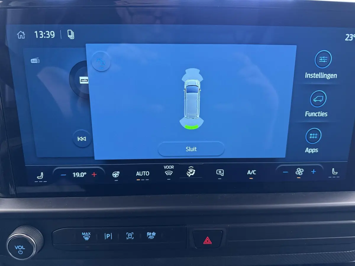 Cust. 320 L1H1 Limited 71 kWh Stoel-Stoel | Trekhaak | 17'' LM "| vloer Zijwand betimmering | Sidebars | All Weather Banden | 370 km WLTP