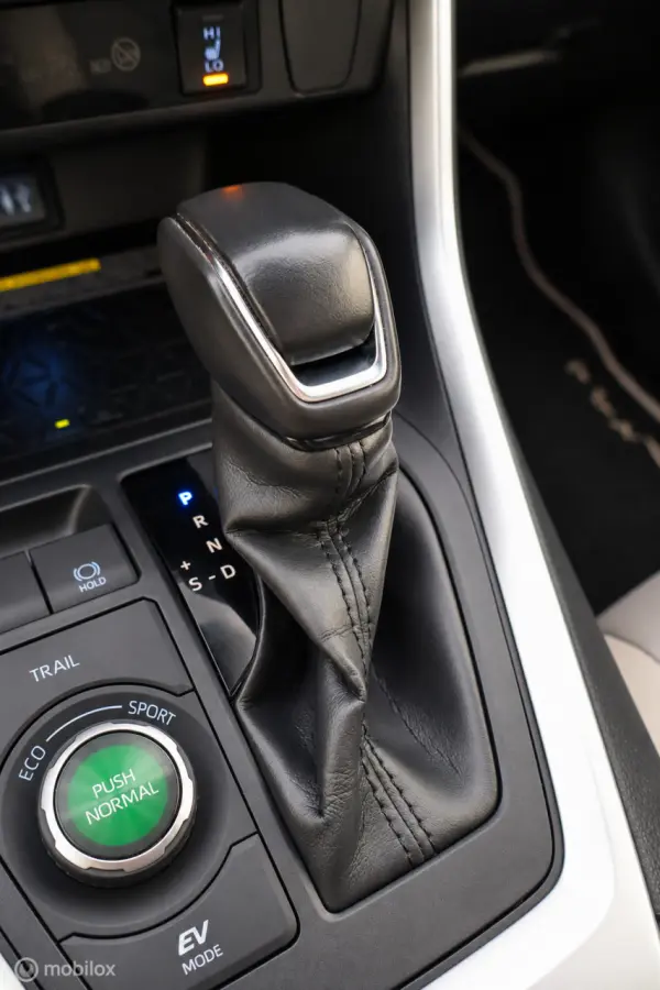2.5 Hybrid AWD Executive | Keyless | Pano | Cam