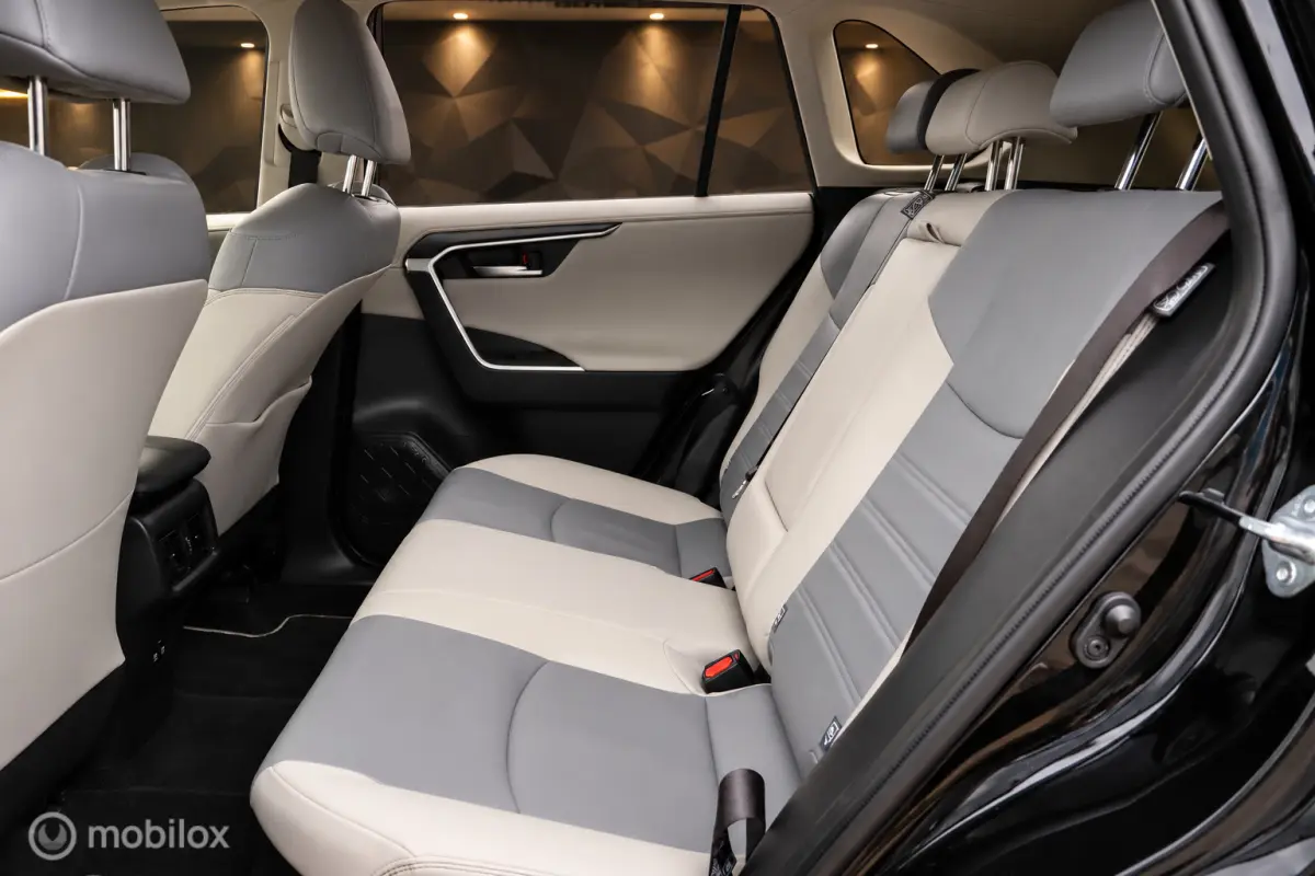 2.5 Hybrid AWD Executive | Keyless | Pano | Cam