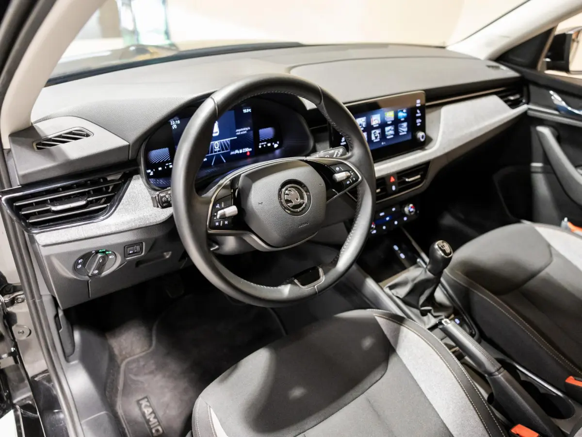 1.0 TSI Selection / 116pk / NAP / Trekhaak / Automatische klimaatregeling /