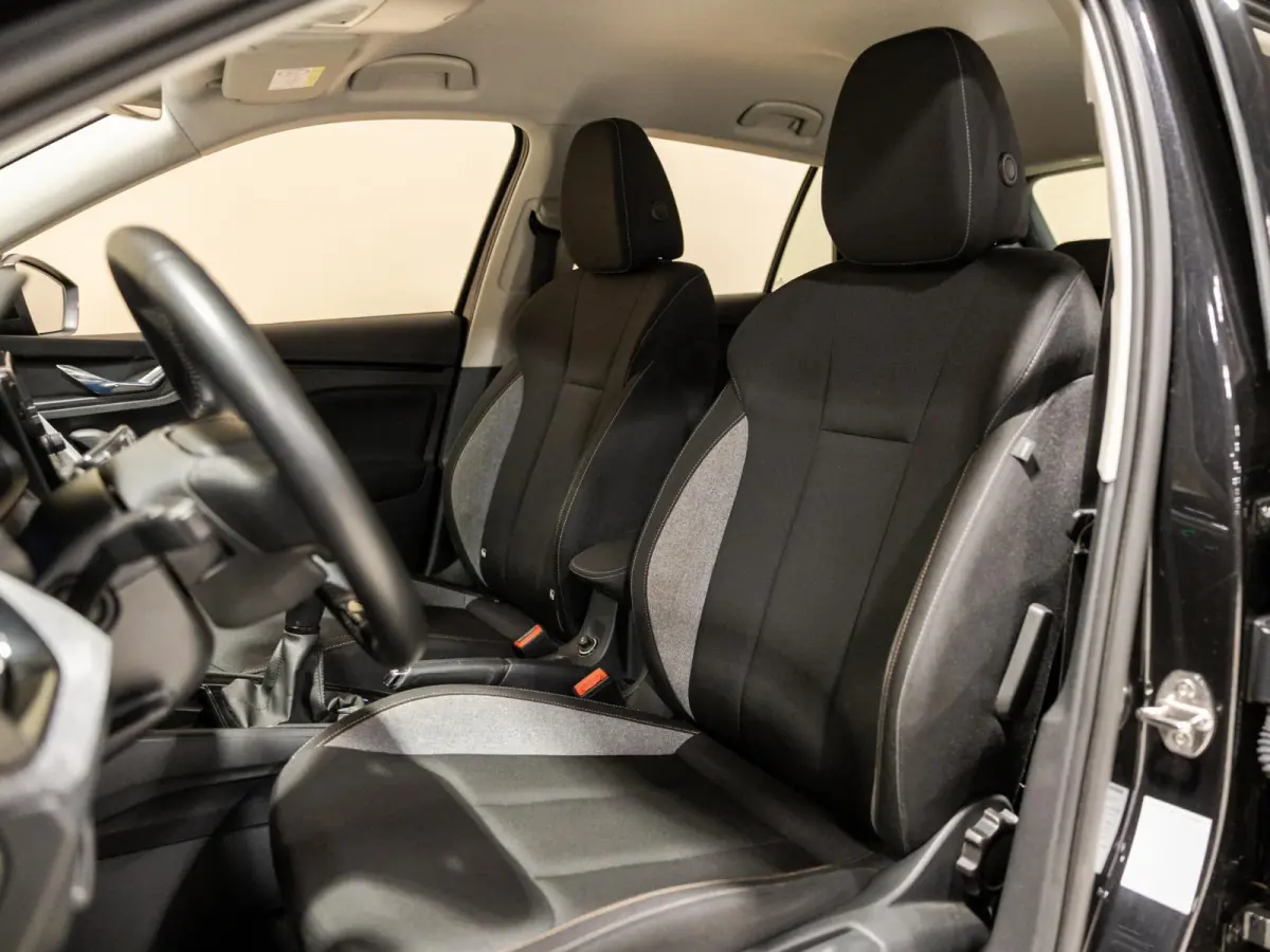 1.0 TSI Selection / 116pk / NAP / Trekhaak / Automatische klimaatregeling /