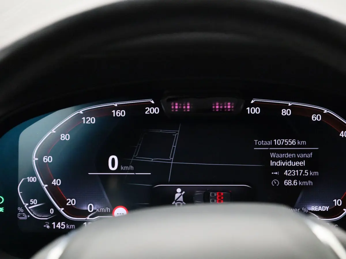 High Executive 80 kWh | Apple Carplay / Android Auto | Panoramadak | Stoelverwarming | Camera | Trekhaak |