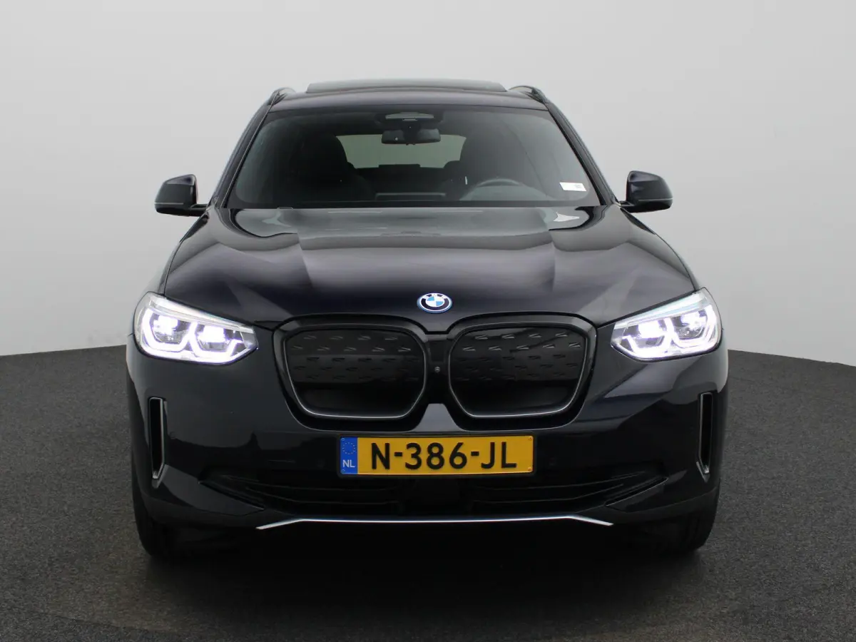 High Executive 80 kWh | Apple Carplay / Android Auto | Panoramadak | Stoelverwarming | Camera | Trekhaak |