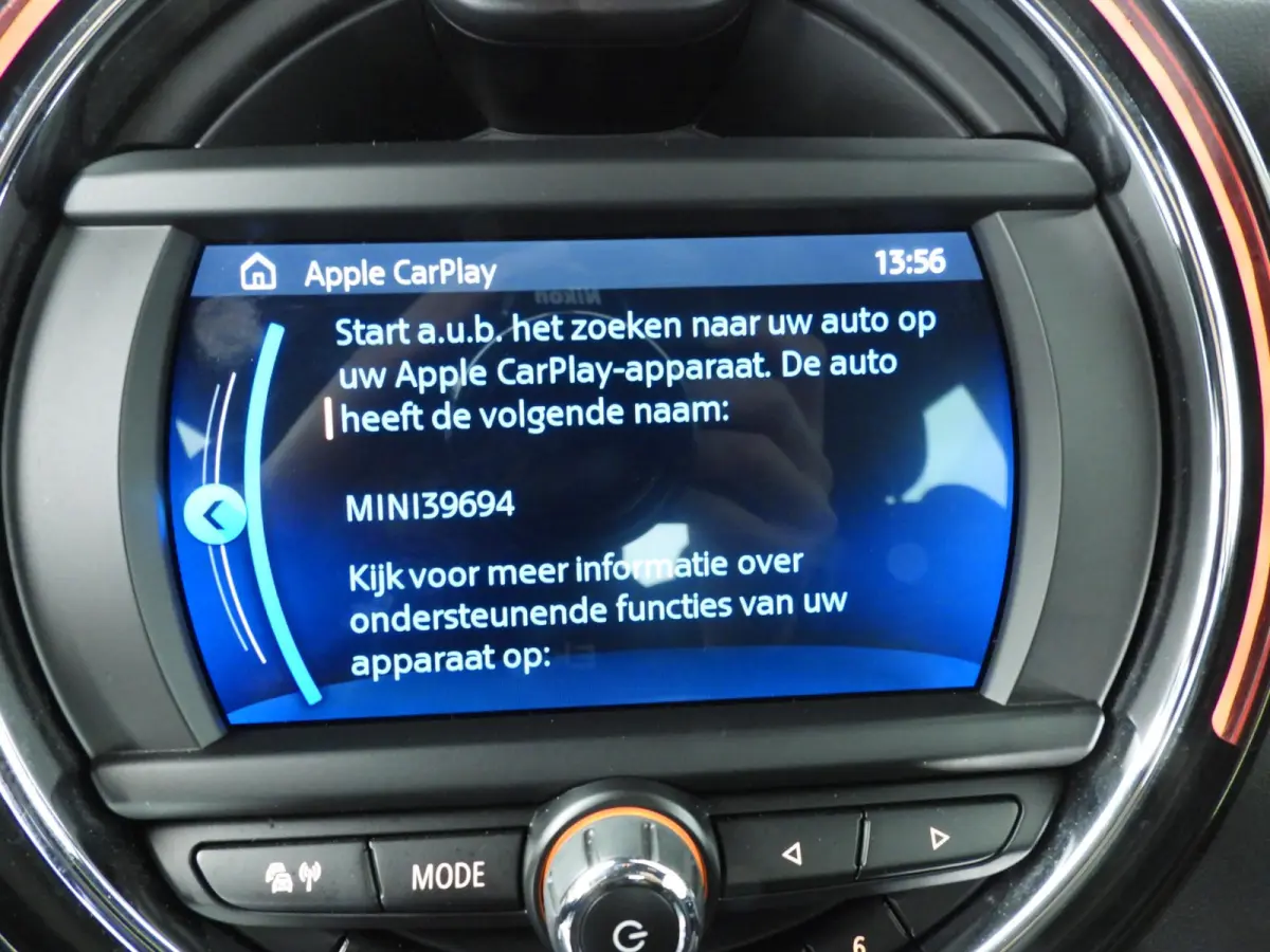 Cooper / Sportstoelen / Half Leder / Navigatie / Cruise / Isofix / Alu wielen 16 inch black