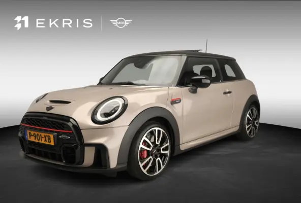2.0 John Cooper Works Essential | Harman-Kardon | Head-Up | 18" JCW Circuit Spoke | Comfort Access | Panoramadak | Stoelverwarming | Stuurwielrand verwarmd |
