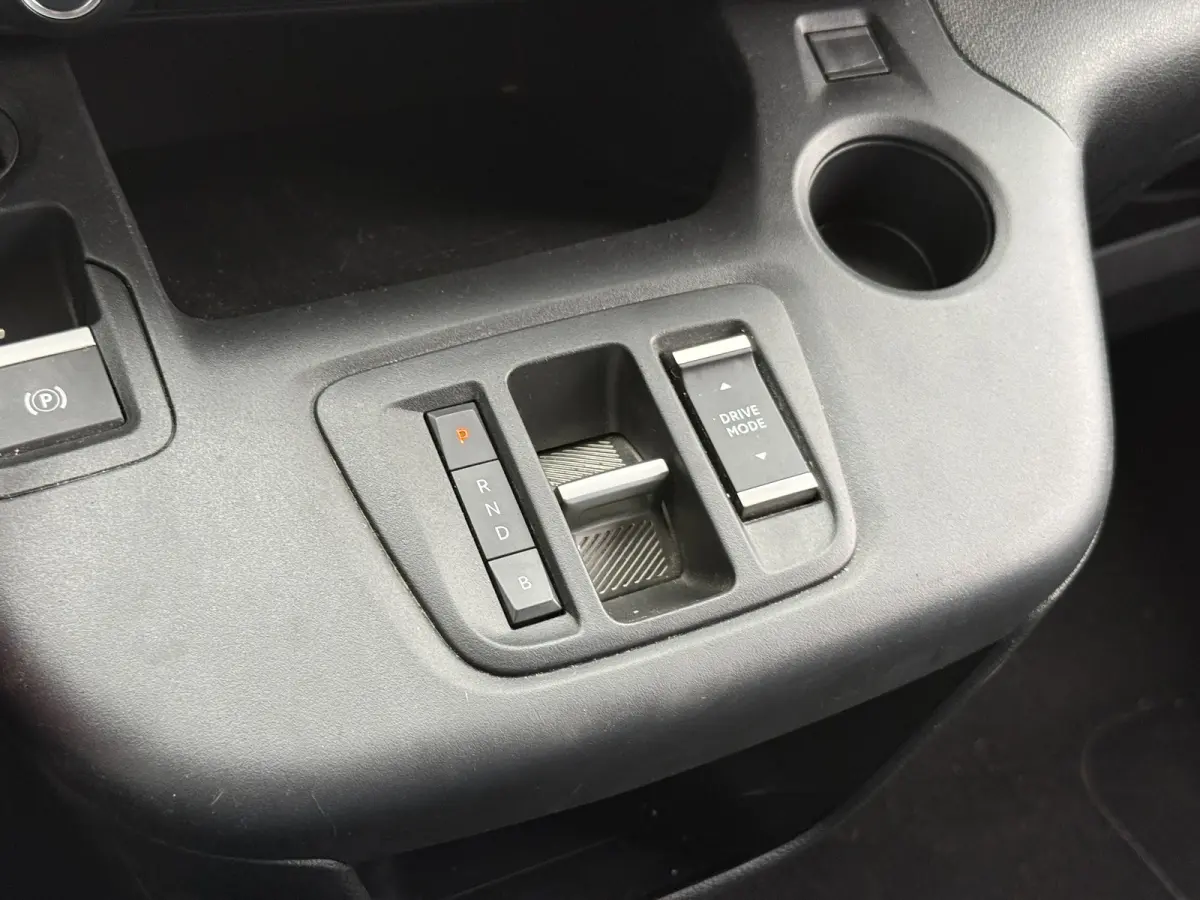 50kWh 136PK Elektrisch 50kWh 280km WLTP 136PK L1 Snelladen Climate Control Cruise Control Achteruitrijcamera
