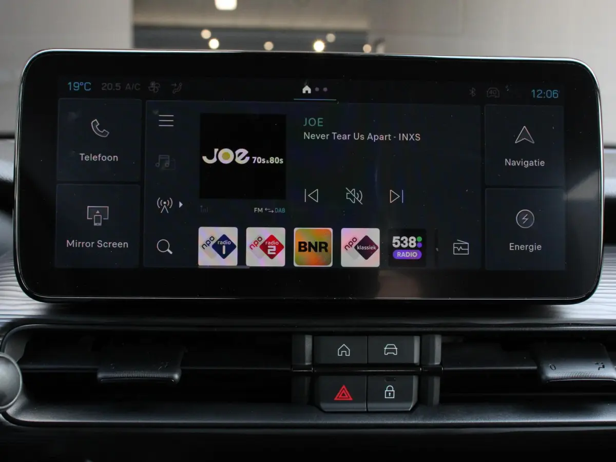 Longitude 54 kWh Automaat SOH 96% Navigatie Apple Carplay/ Android Auto Parkeersensor achter Cruise Control Full LED Virtual Cockpit Climate Control