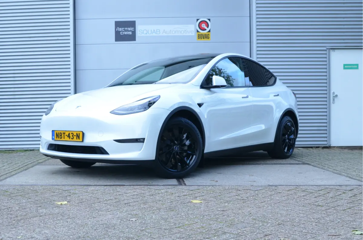 Long Range AWD 75 kWh Trekhaak (1.600kg), AutoPilot3.0 Ryzen