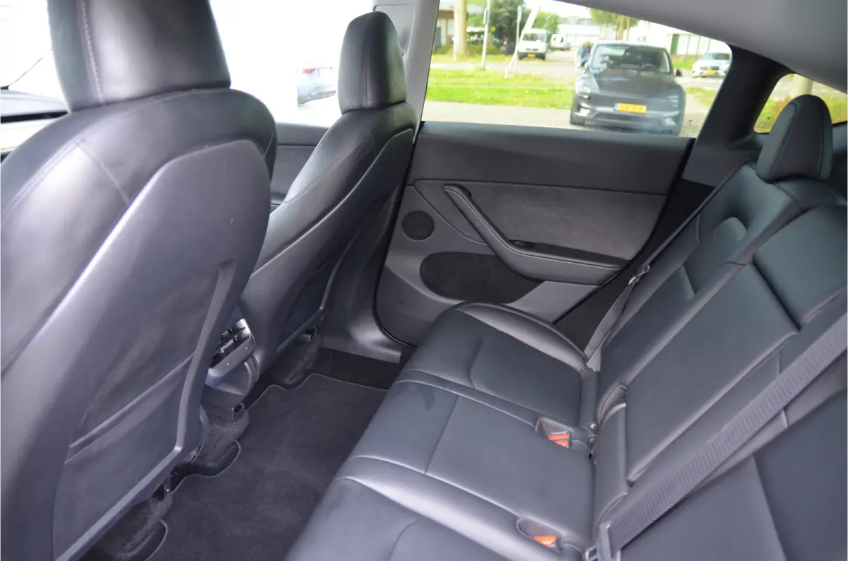 Long Range AWD 75 kWh Trekhaak (1.600kg), AutoPilot3.0 Ryzen