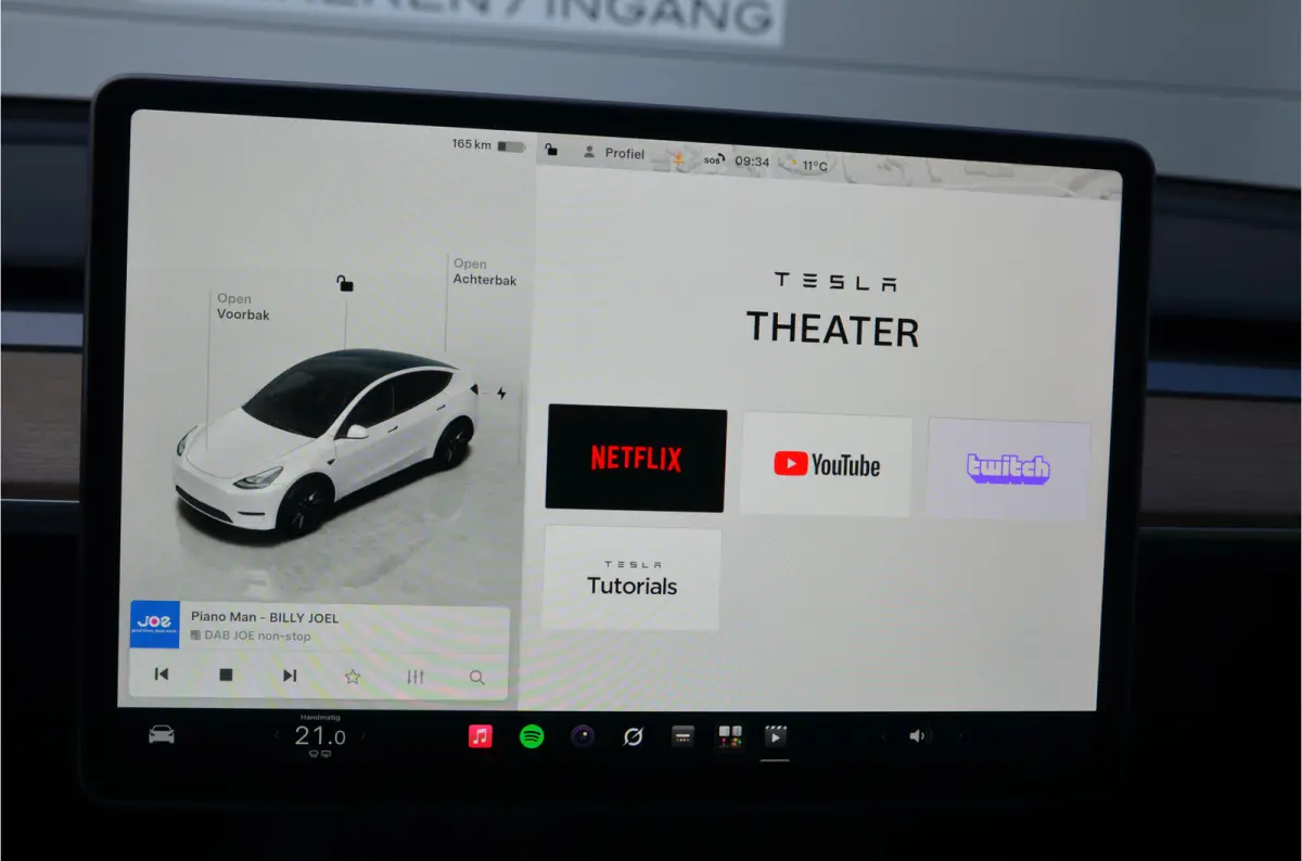 Long Range AWD 75 kWh Trekhaak (1.600kg), AutoPilot3.0 Ryzen