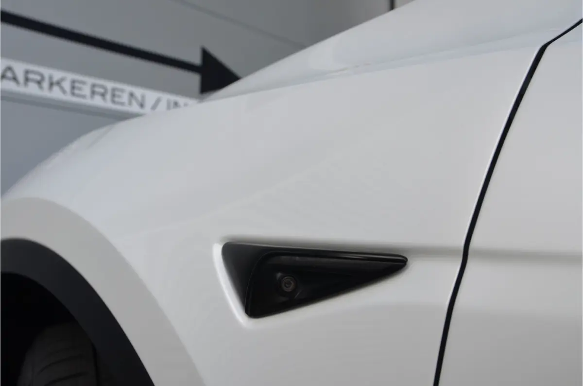 Long Range AWD 75 kWh Trekhaak (1.600kg), AutoPilot3.0 Ryzen
