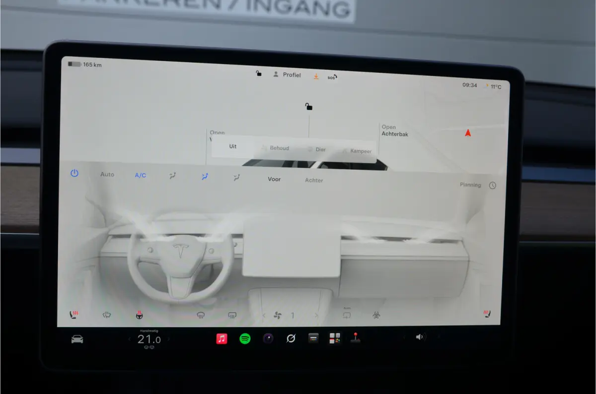 Long Range AWD 75 kWh Trekhaak (1.600kg), AutoPilot3.0 Ryzen