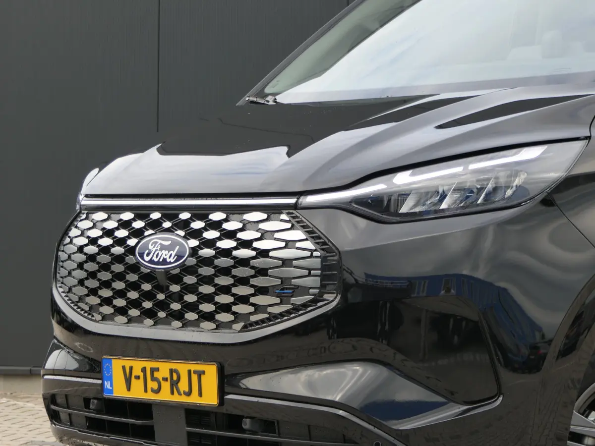 340 L2H1 Limited 71 kWh | LED Koplampen | Stoelverwarming | Lichtmetalen Velgen | CarPlay/Android Auto | Camera