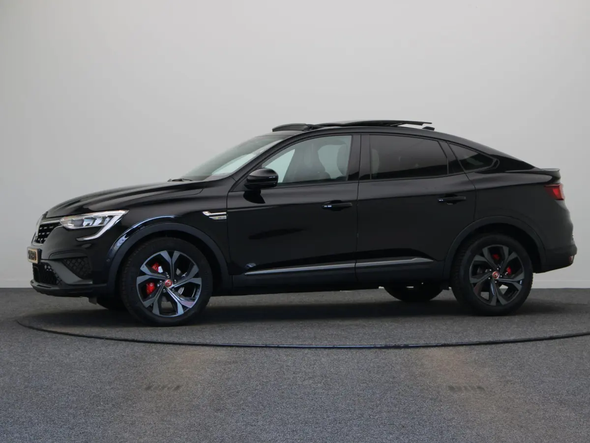 mild hybrid 160 R.S. line | Schuif\kanteldak | Stoel-stuur verwarming | Achteruitrijcamera | Adaptieve cruise control |