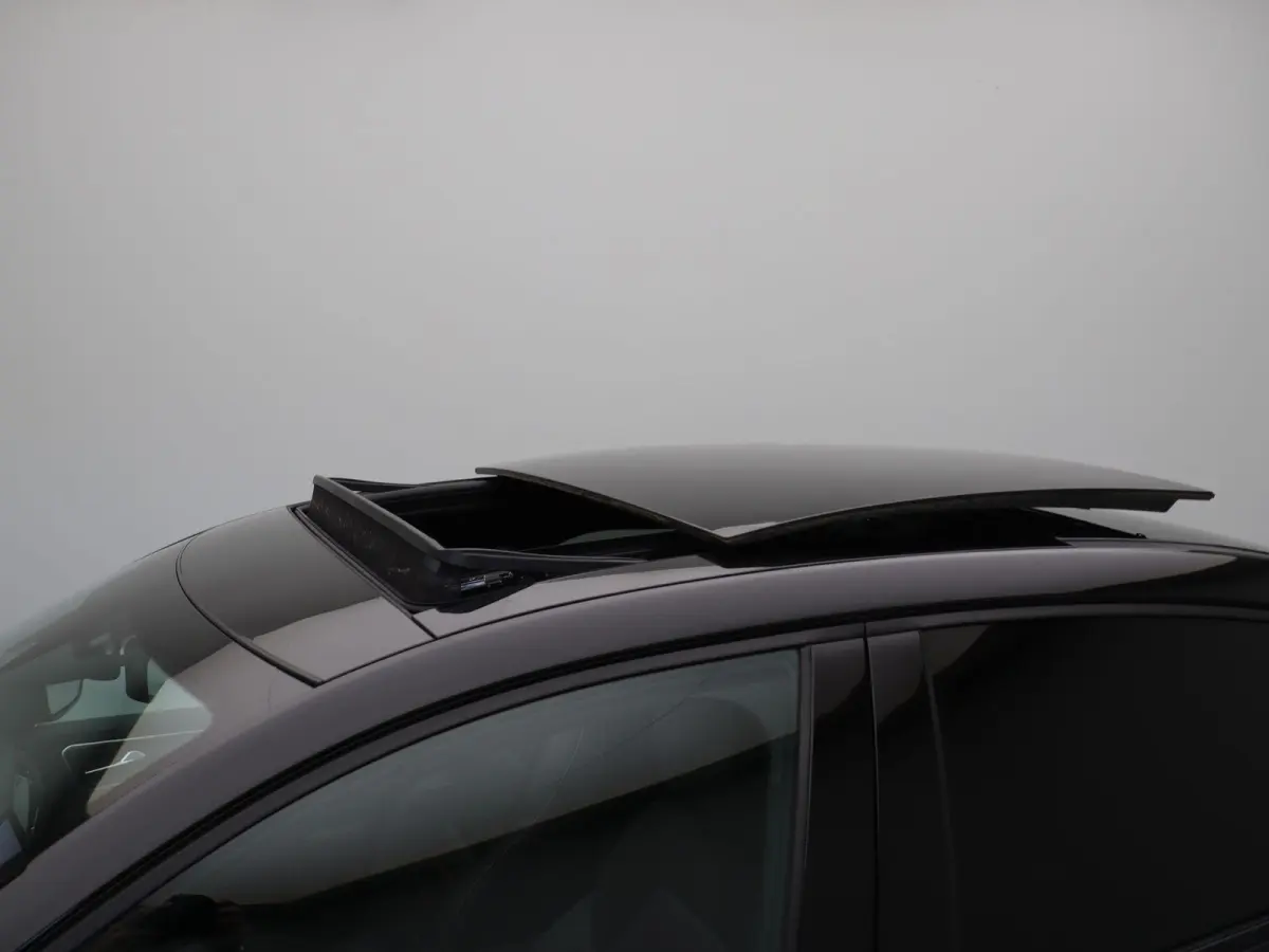 mild hybrid 160 R.S. line | Schuif\kanteldak | Stoel-stuur verwarming | Achteruitrijcamera | Adaptieve cruise control |